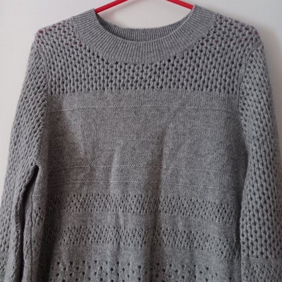 RAFFI 100% Cashmere Knit + Crochet Sweater L - Picture 2 of 5